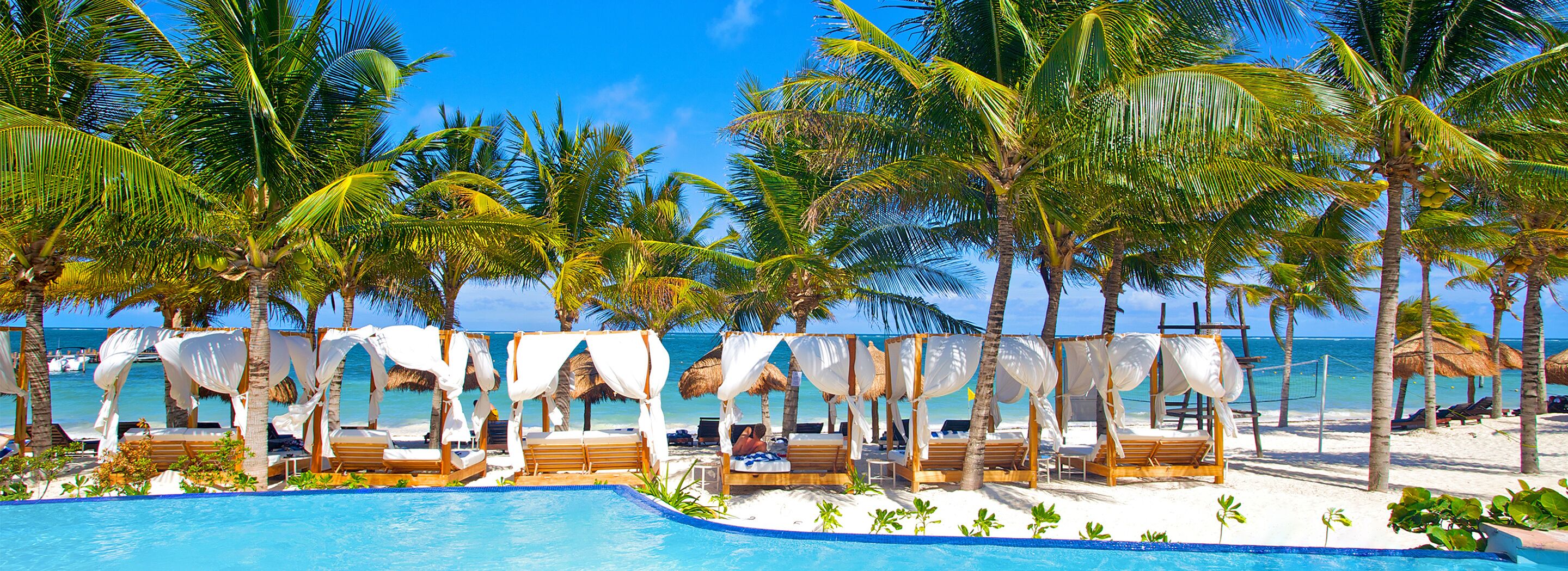Riviera Maya Escort