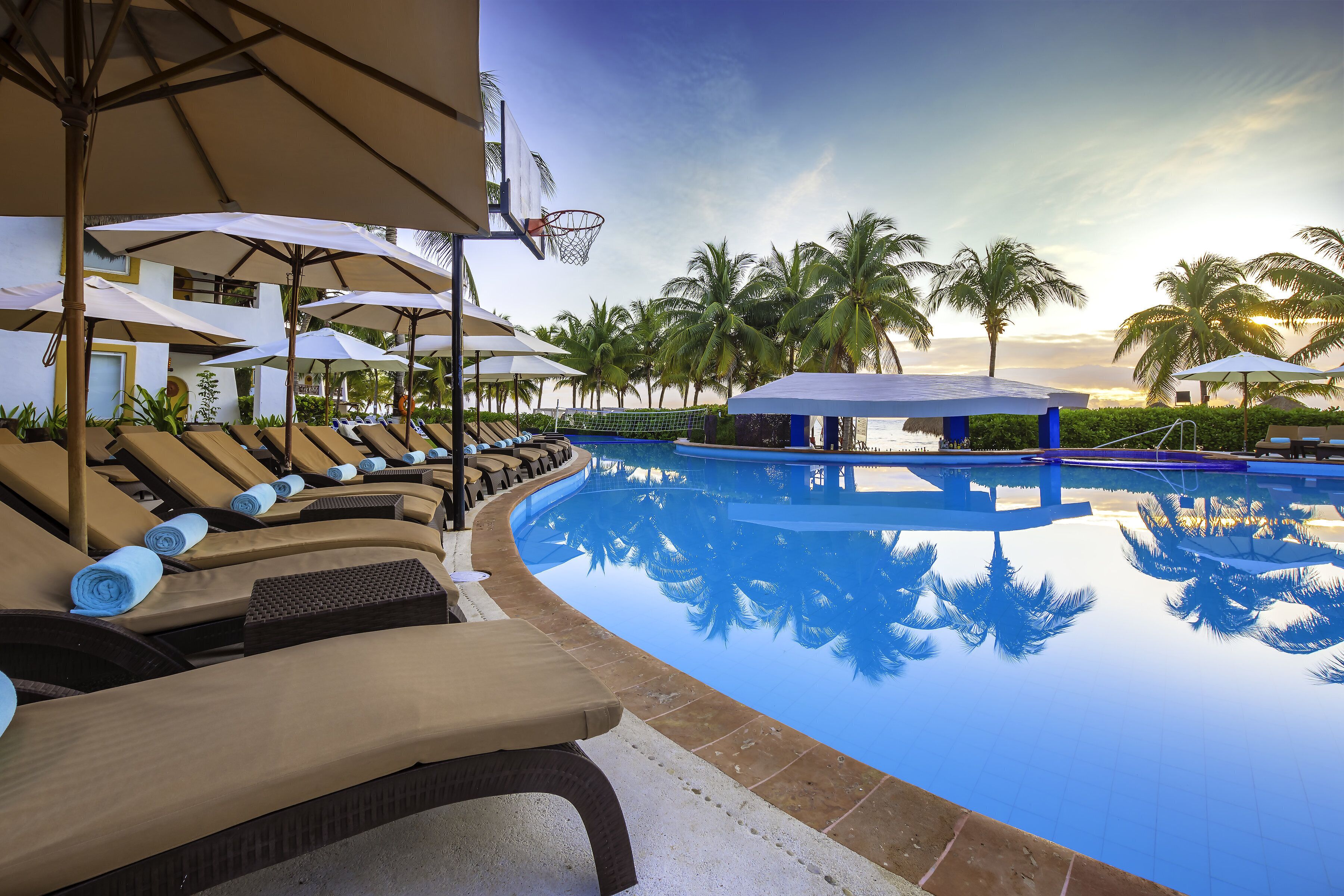 Desire Pearl Resort & Spa Riviera Maya All-Inclusive Resort