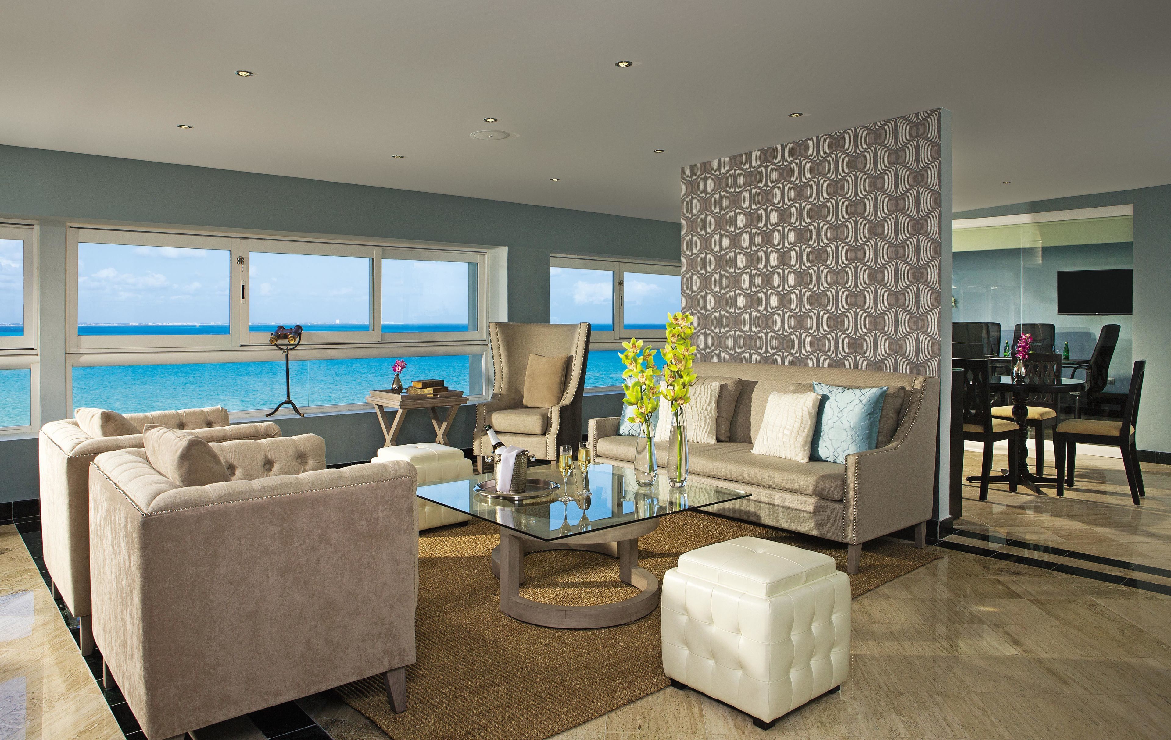 Executive Lounge