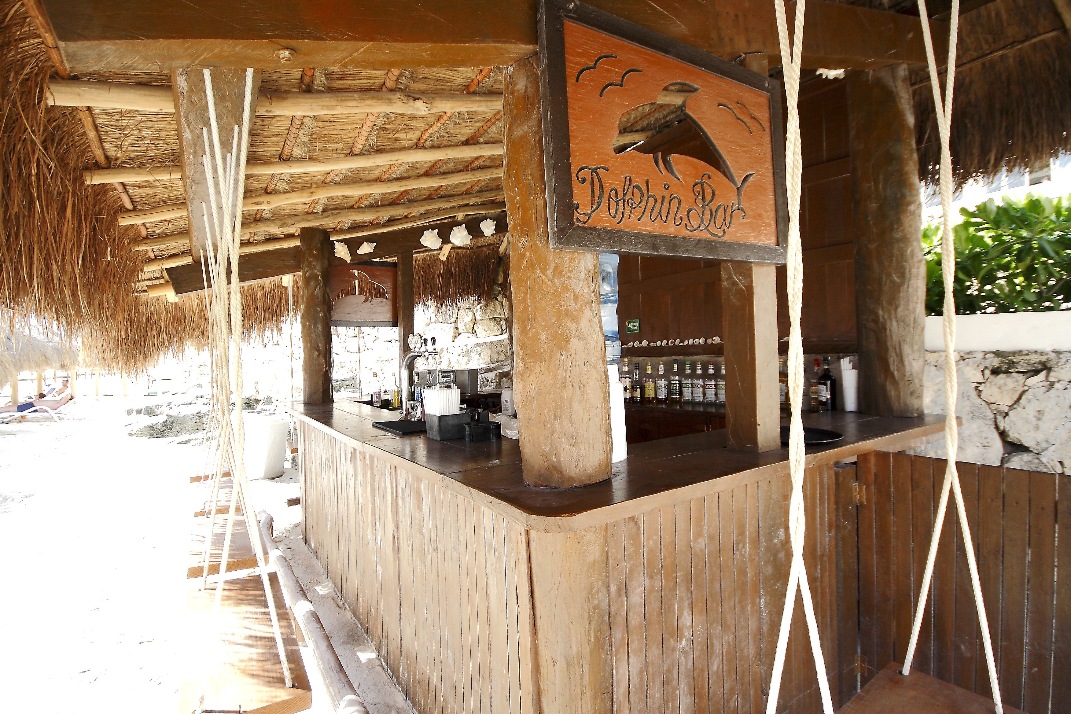 Poolside Bar