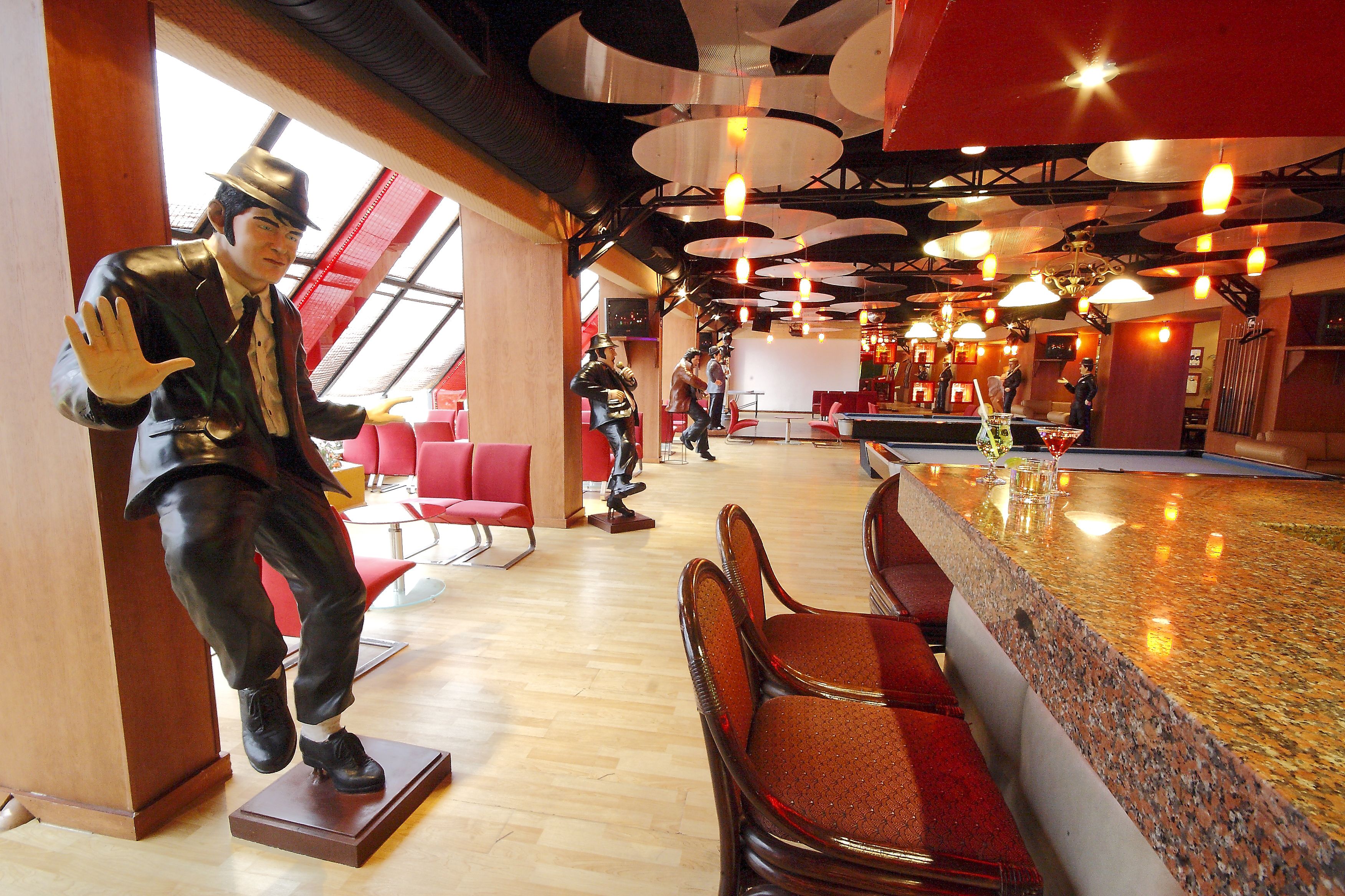 Sports Bar