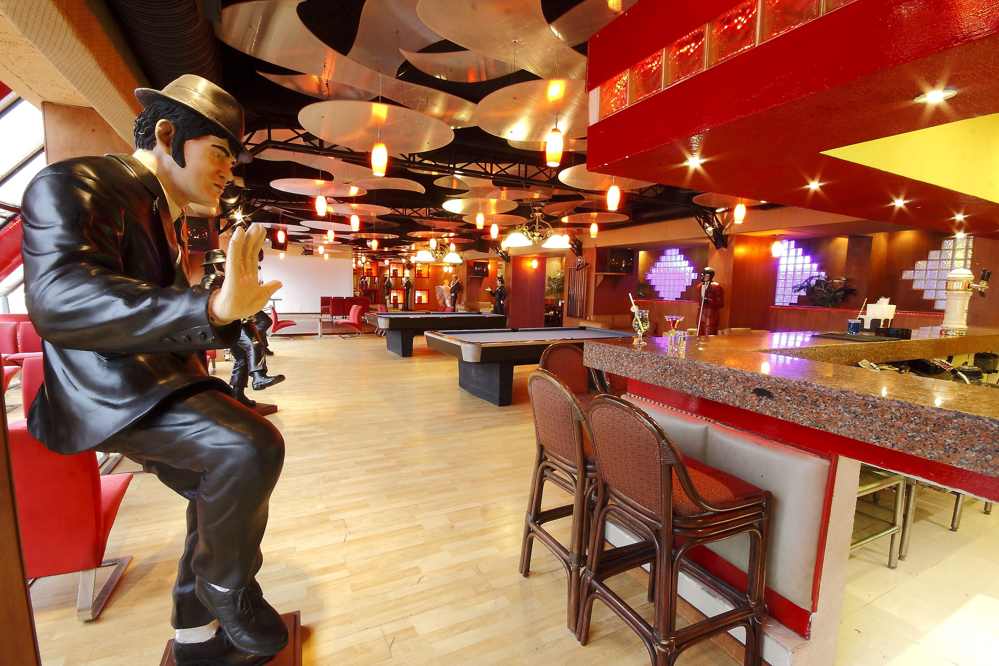 Sports Bar