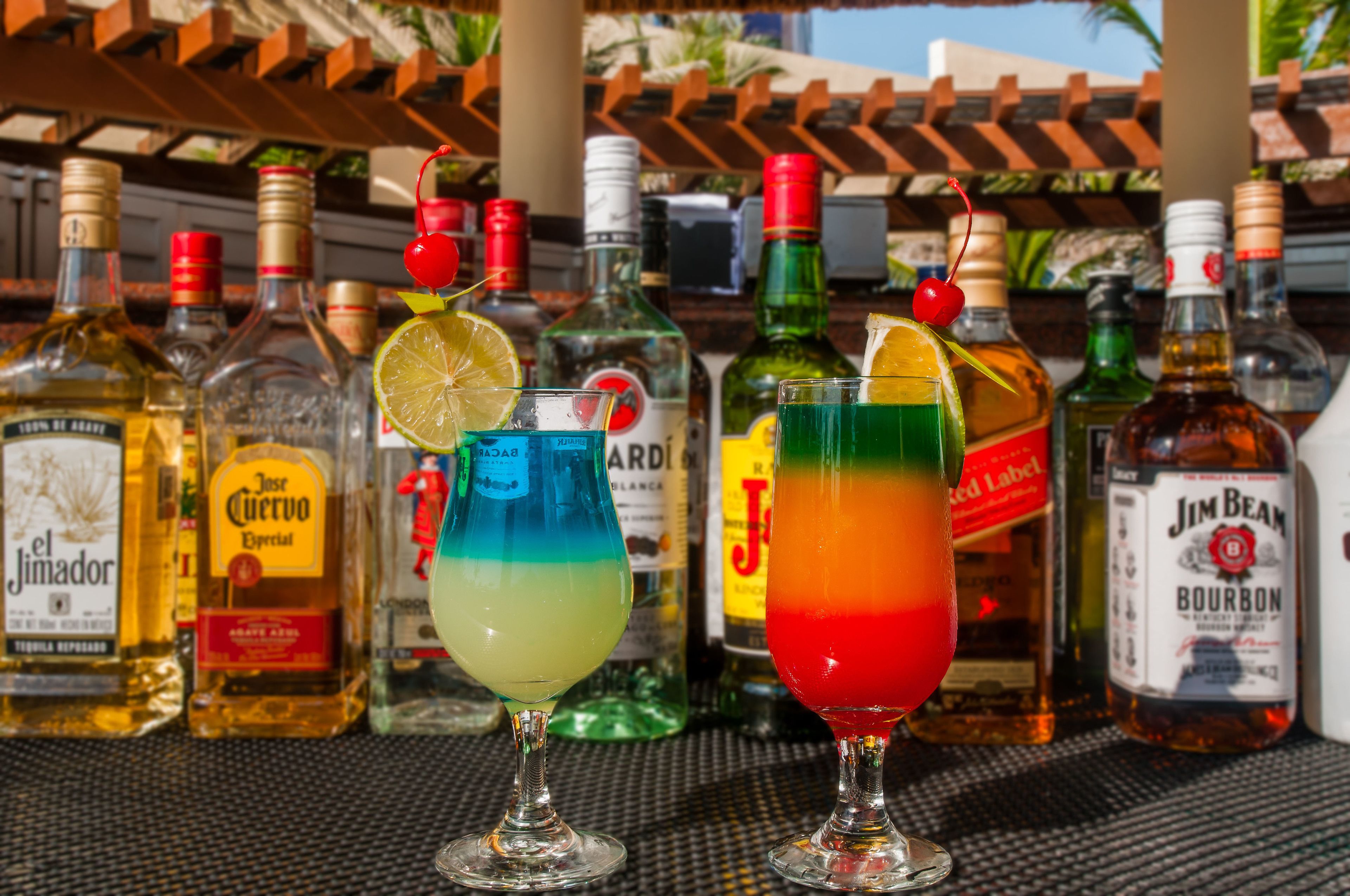 Poolside Bar