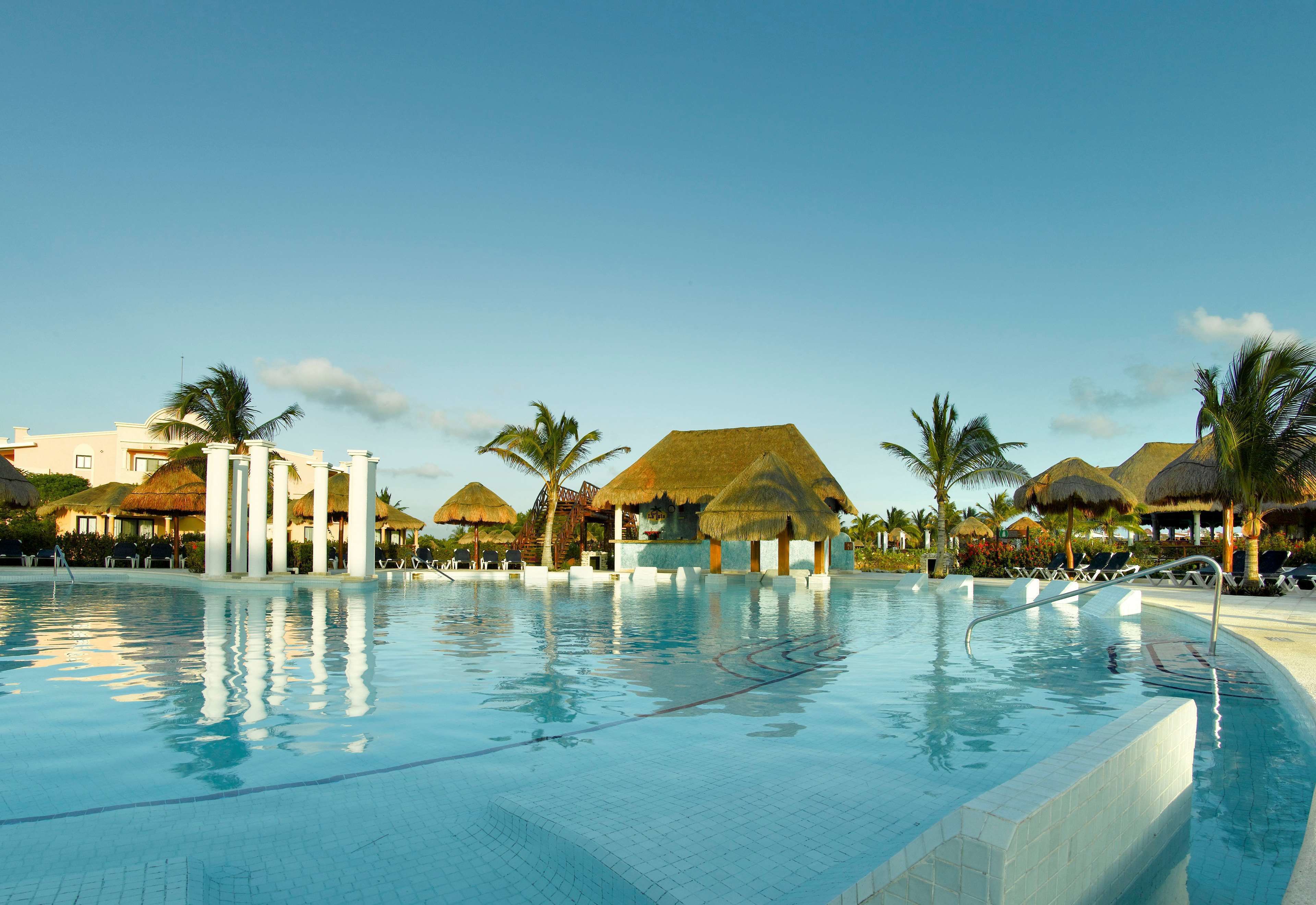 Grand Palladium White Sand Resort & Spa All-Inclusive Resort