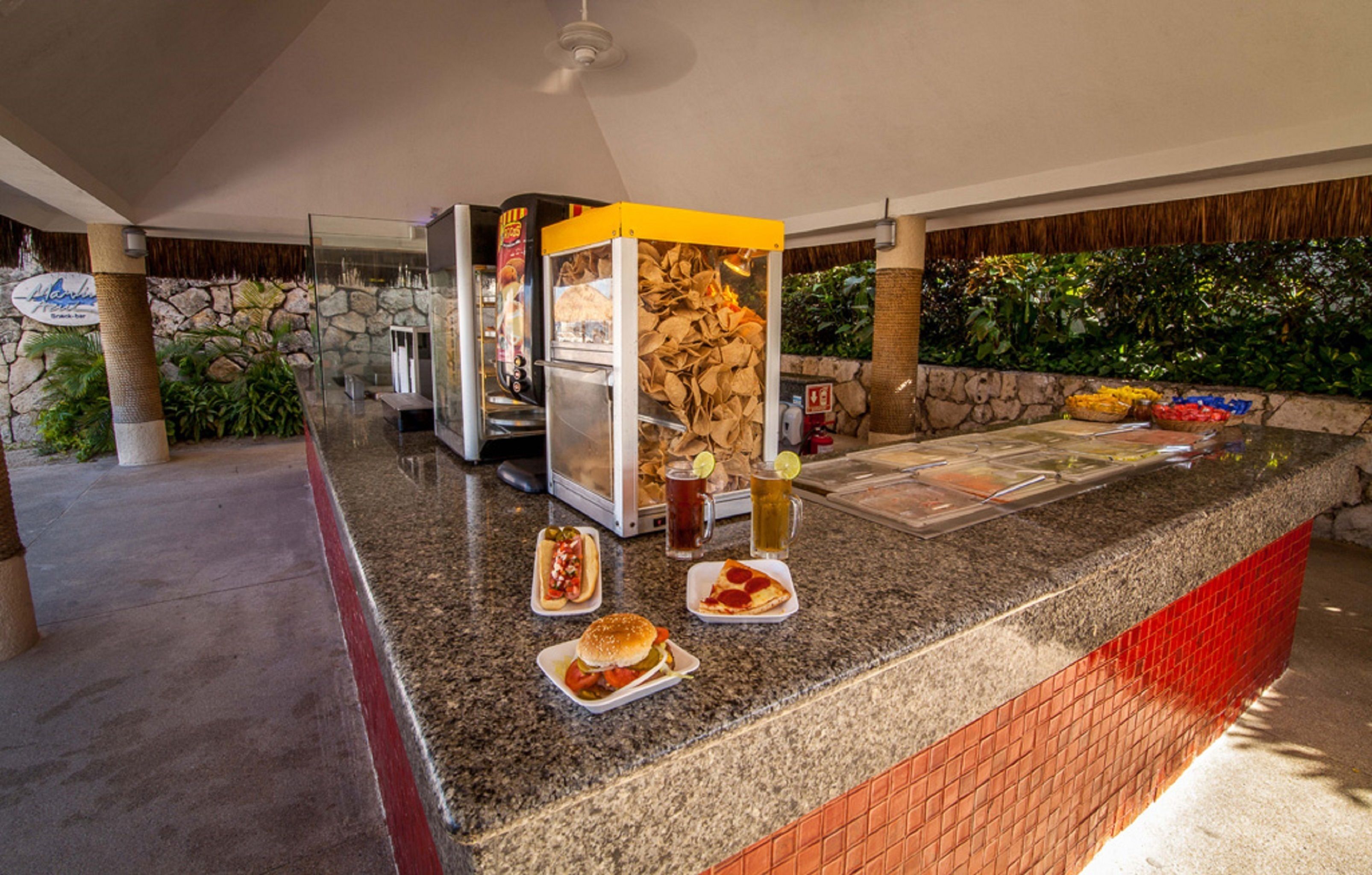 Snack Bar