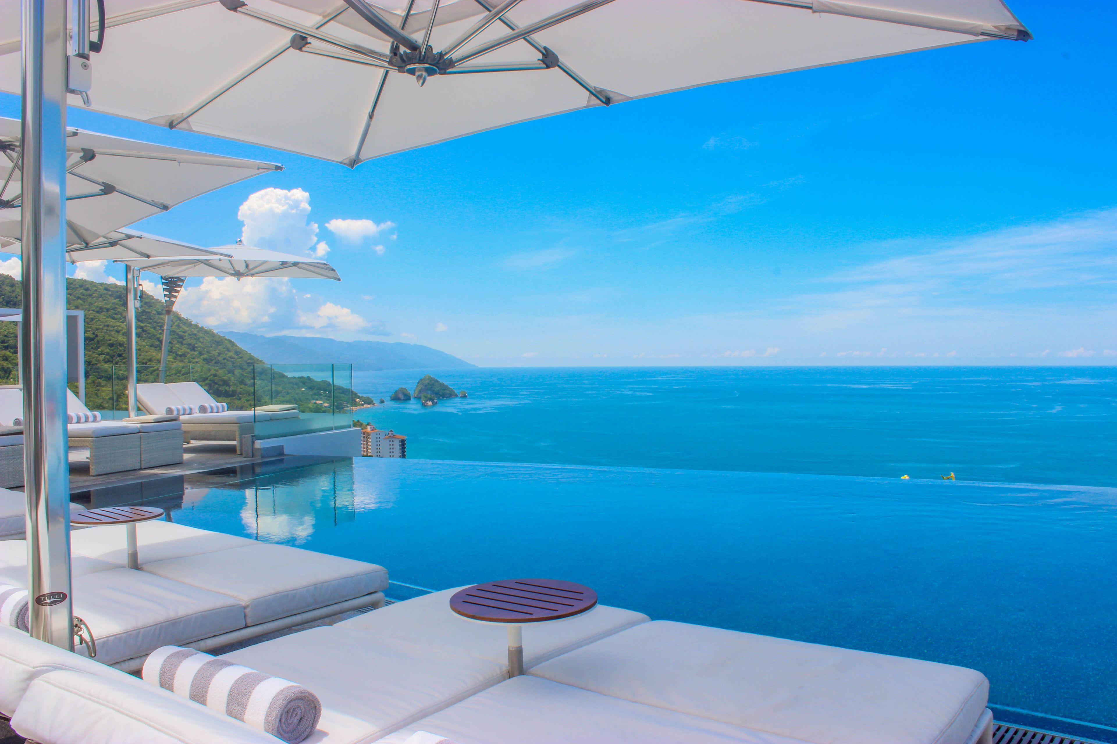 Rooftop Pool