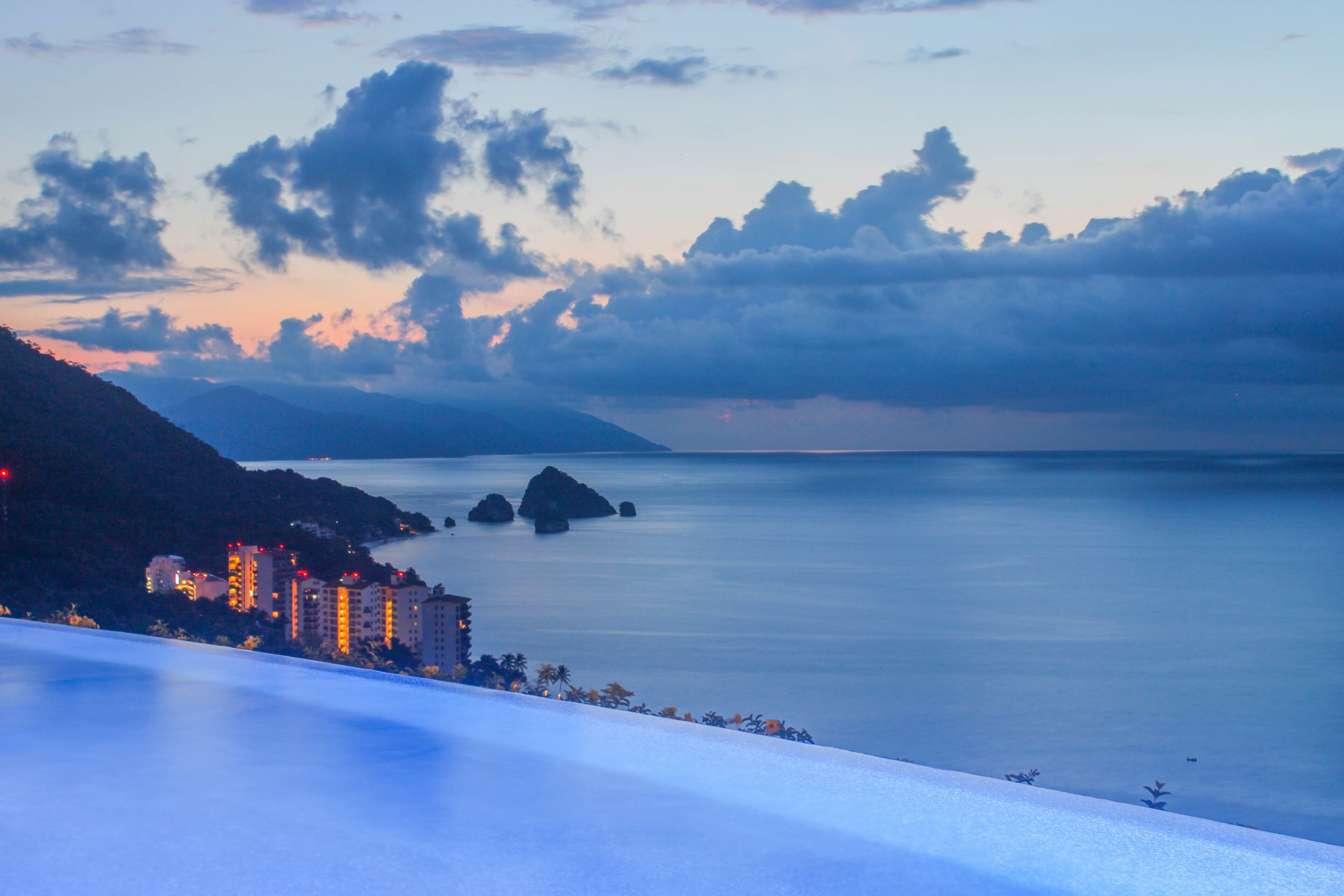 Rooftop Pool