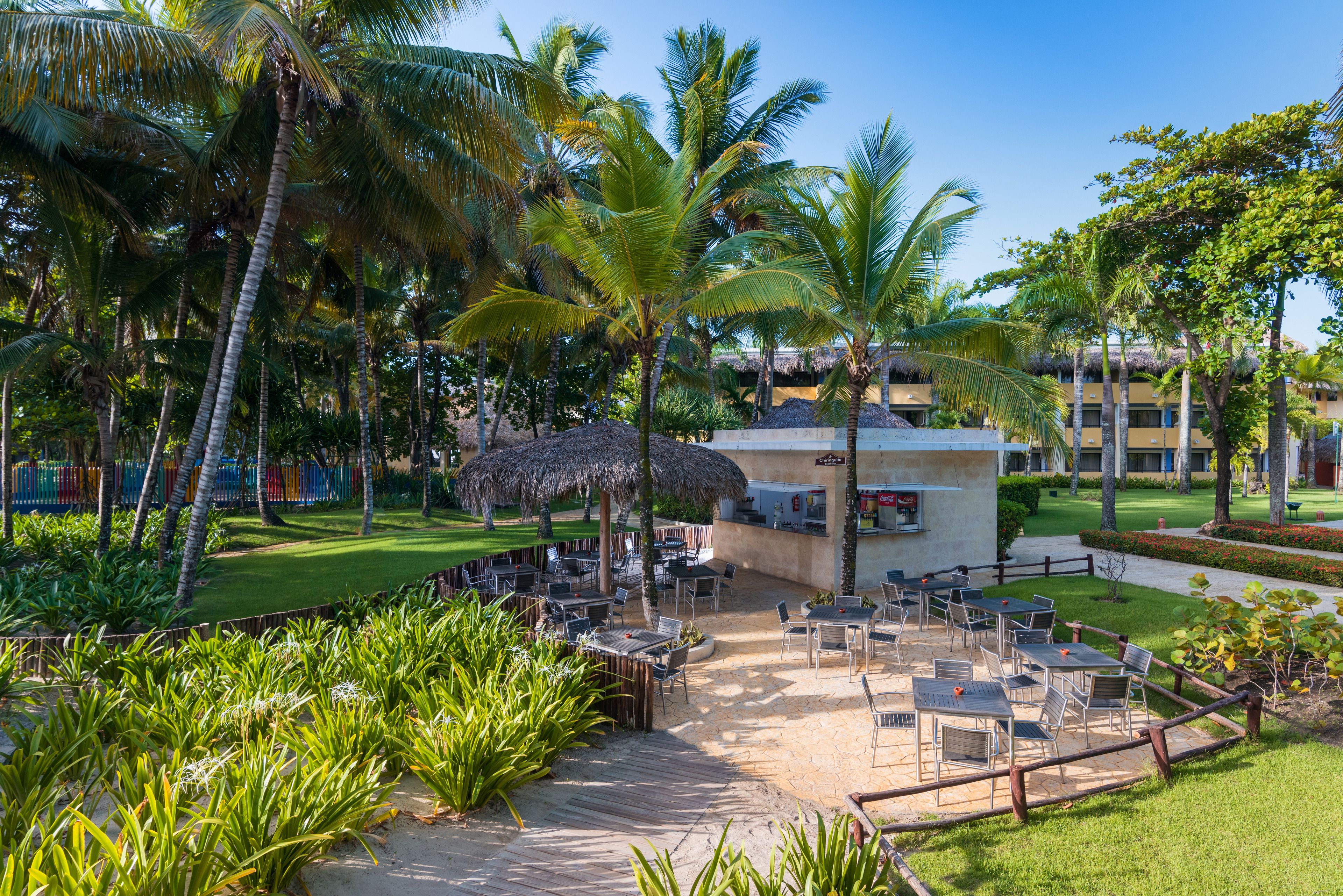 Poolside Bar
