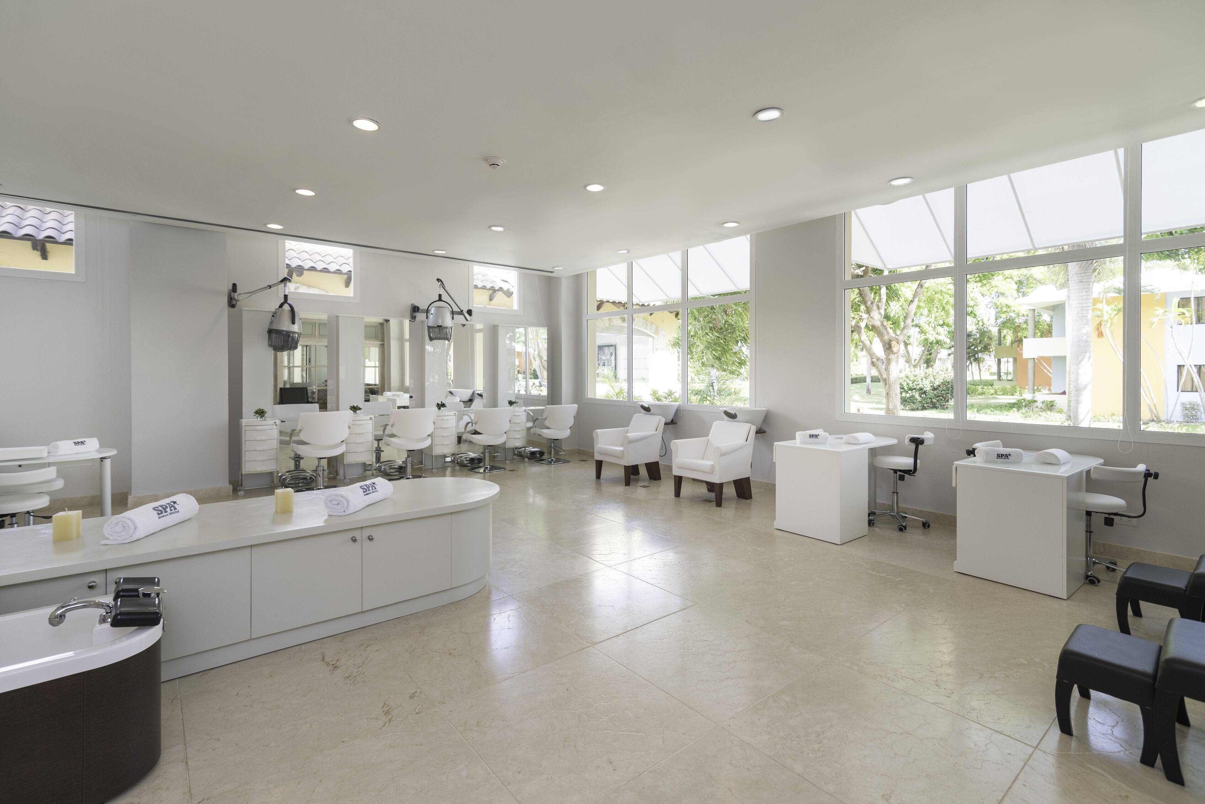 Nail Salon