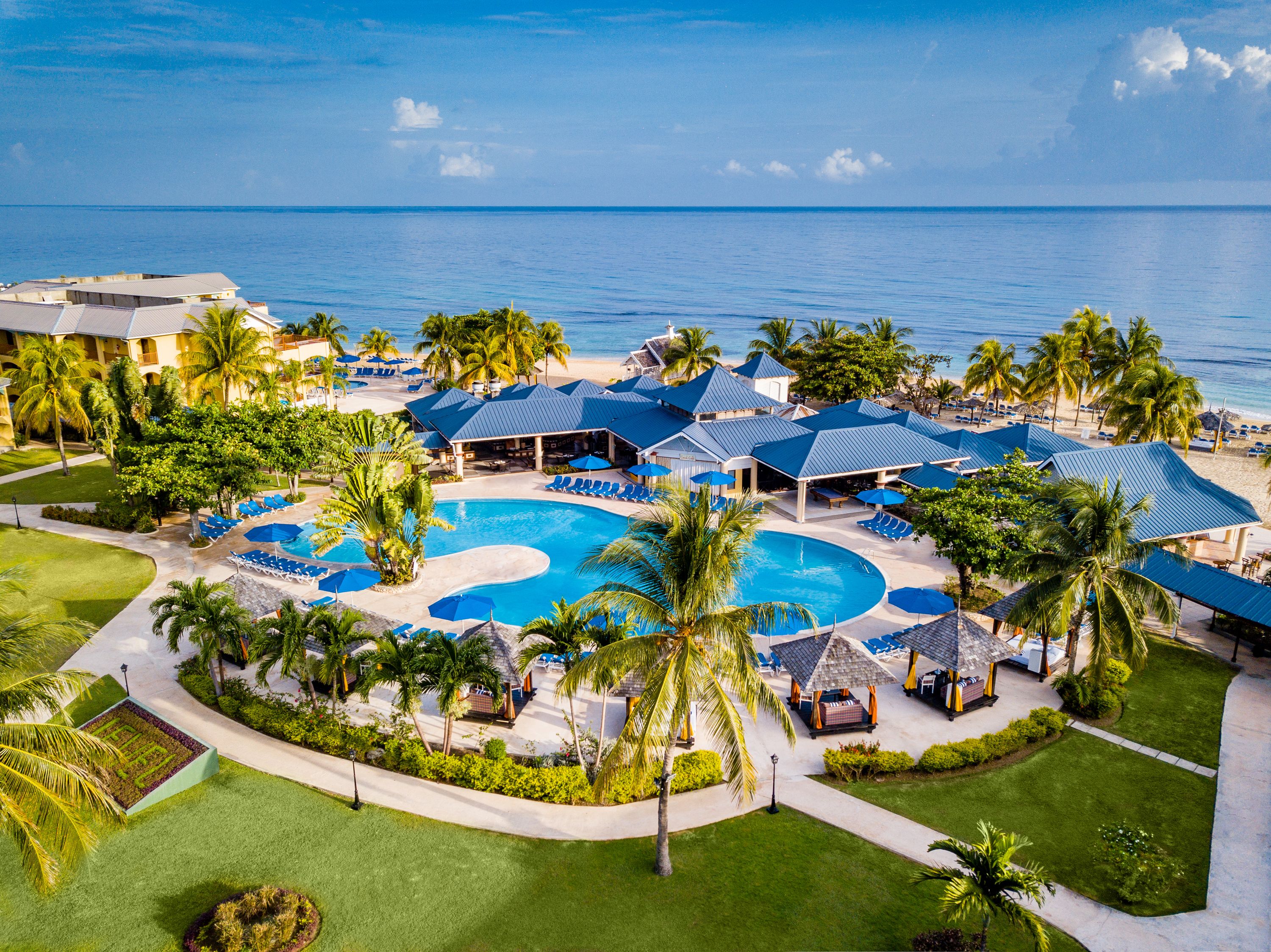 Jewel Runaway Bay Beach & Golf Resort AllInclusive Resort