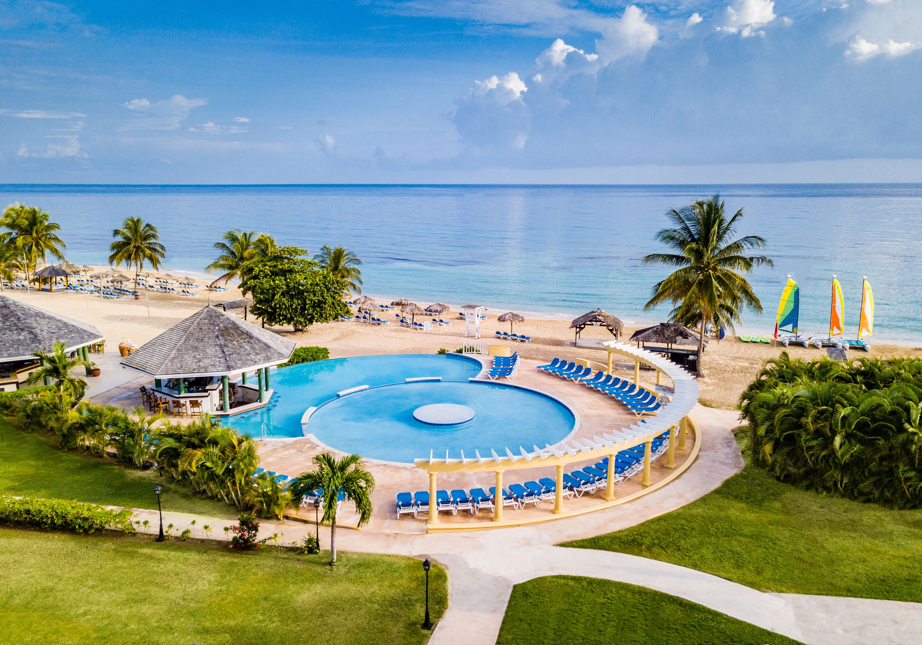 Jewel Runaway Bay Beach & Golf Resort AllInclusive Resort