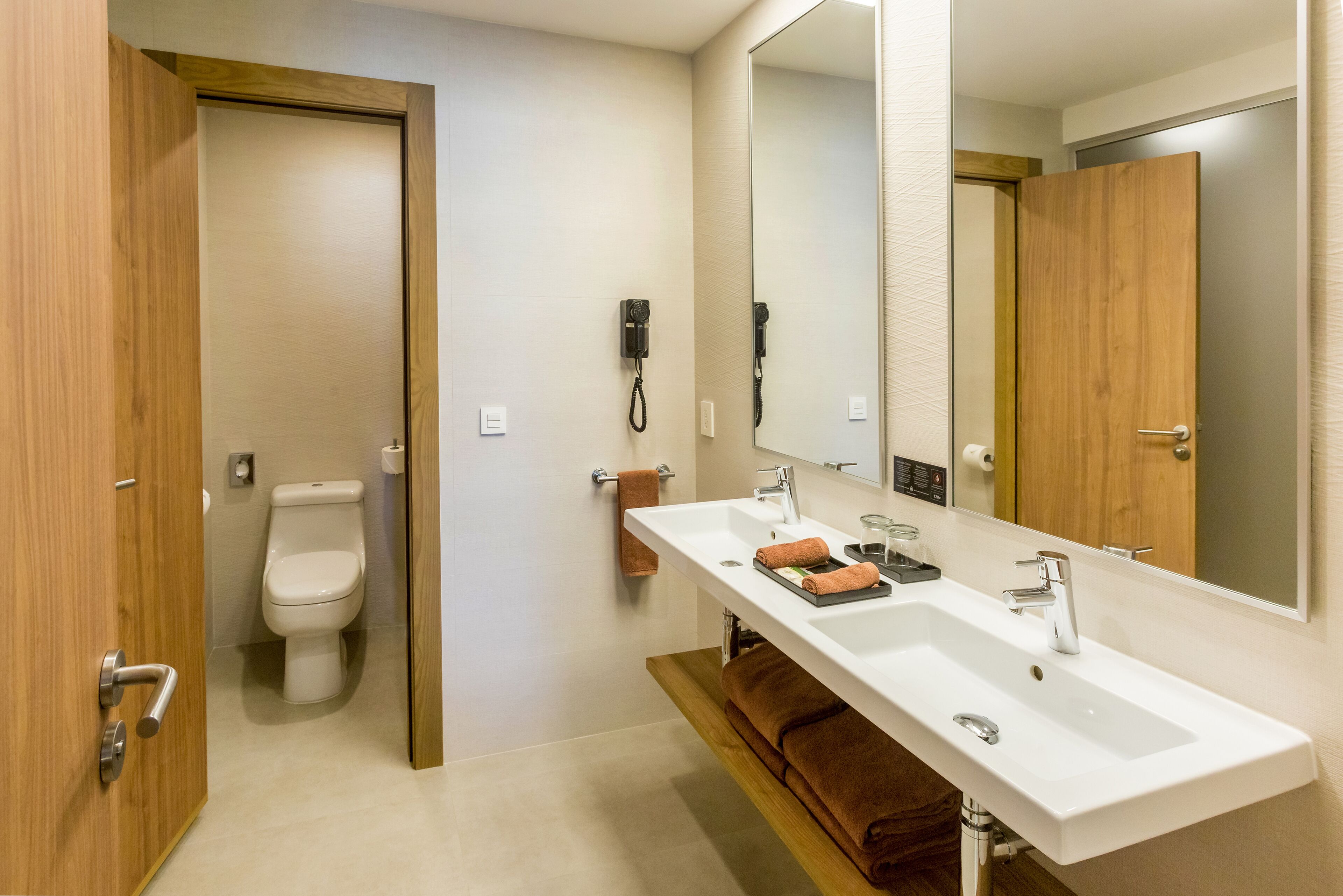 riu emerald bay address