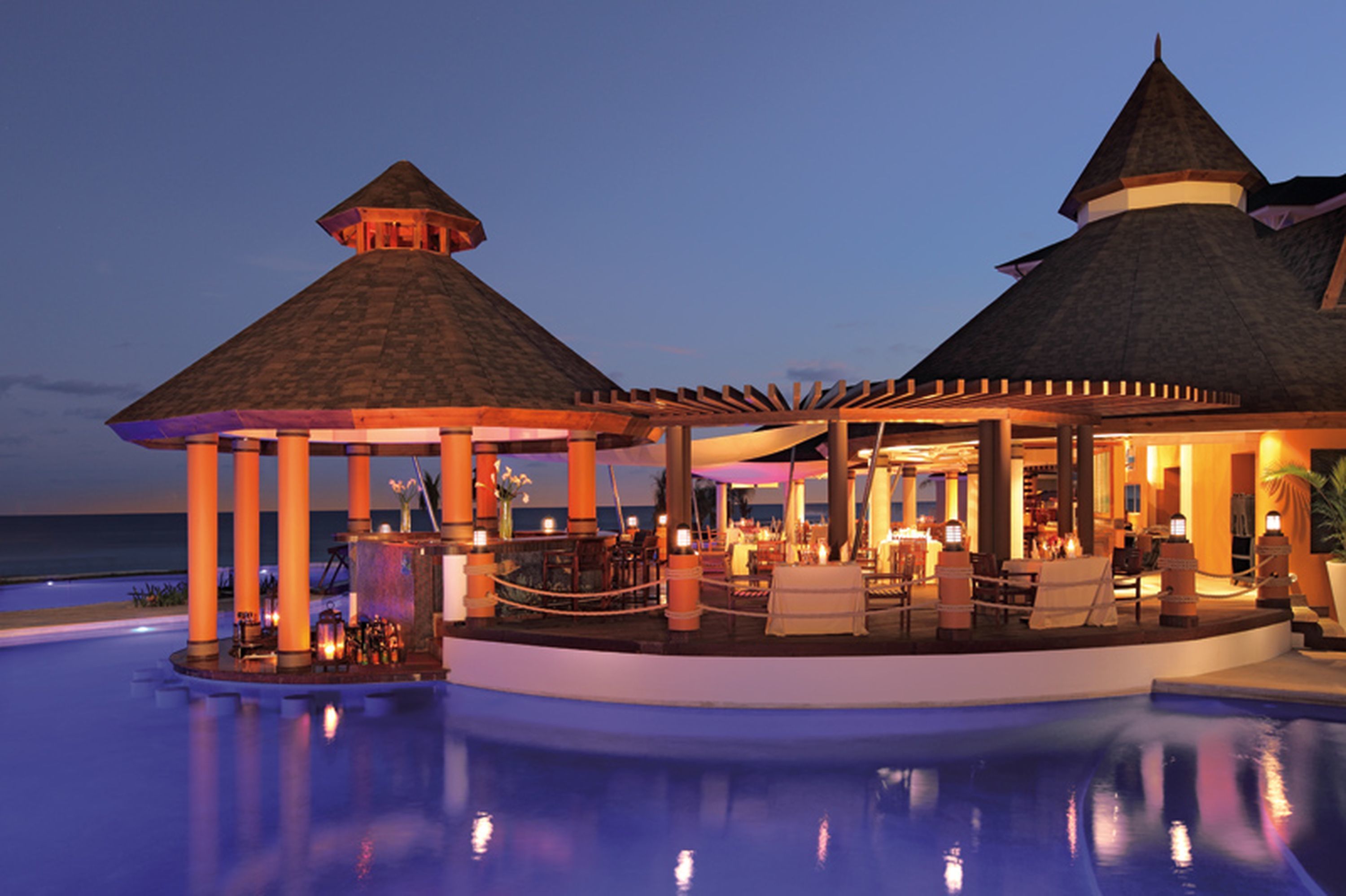 Poolside Bar