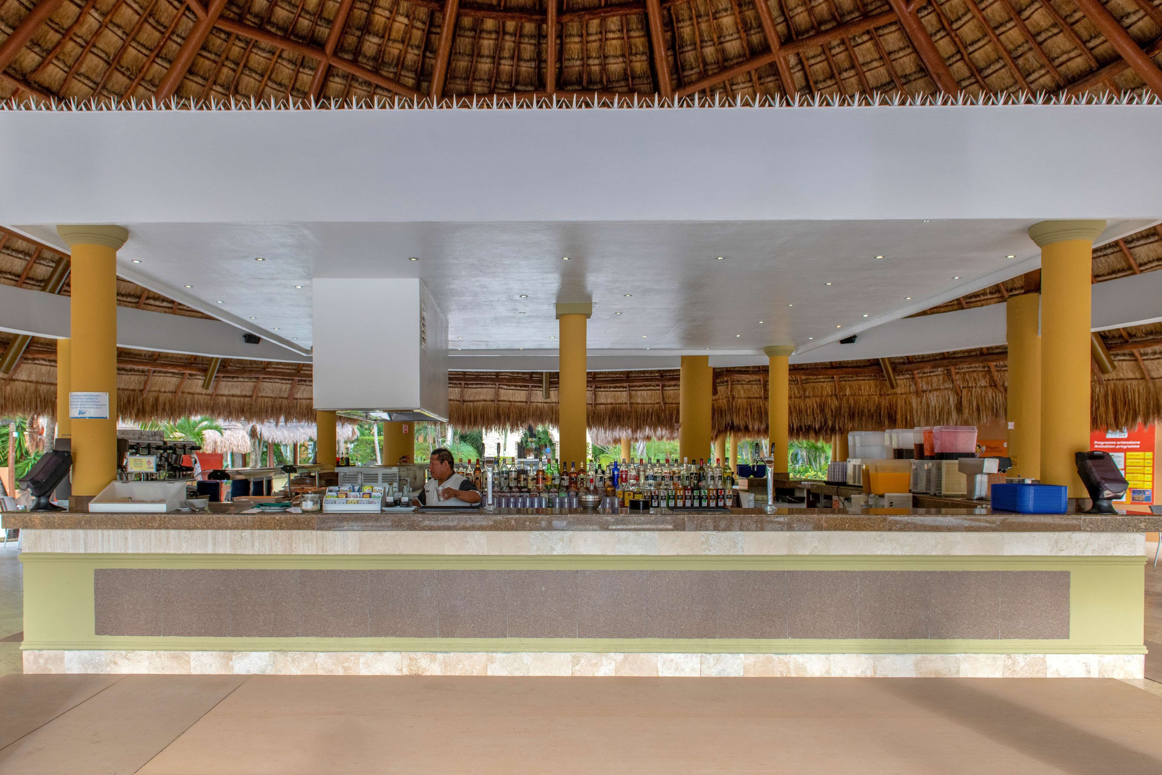 Viva Wyndham Azteca All-Inclusive Resort