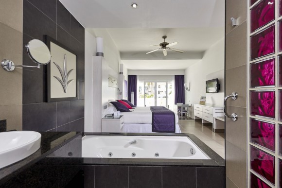 Jetted Tub